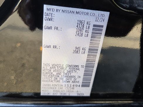 Used 2025 Nissan Altima 2.5 SV FWD image 23