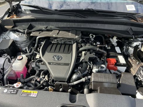 Used 2025 Toyota Grand Highlander FWD image 36