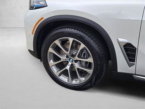 New 2026 BMW X5 xDrive40i image 10