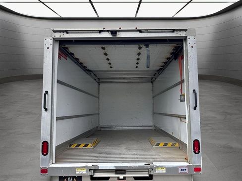 Used 2019 Ford Transit 350 156 DRW image 12