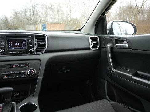Used 2018 Kia Sportage LX AWD/4WD image 21