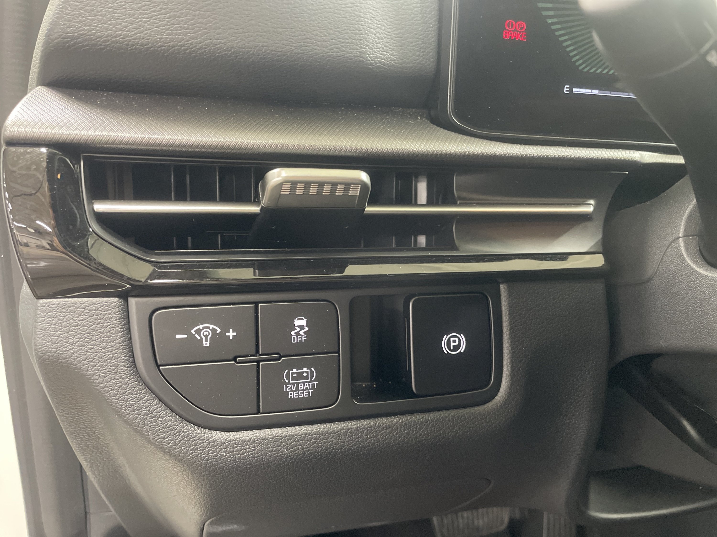 Used 2026 Kia Sportage S AWD/4WD image 18