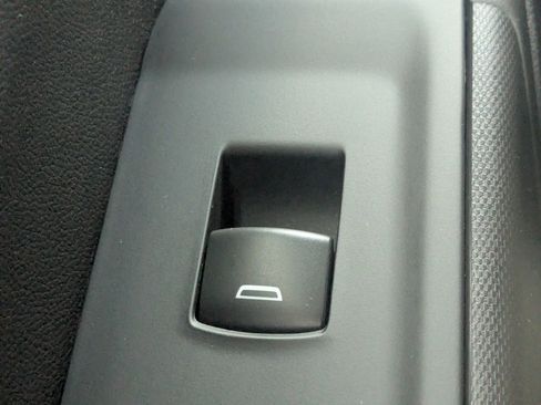 Used 2025 Chevrolet Silverado 1500 Custom Trail Boss image 15