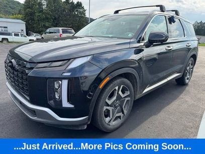 Used 2023 Hyundai Palisade Limited w/ Cargo Package