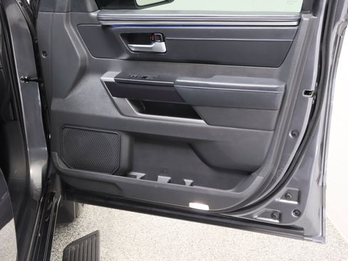 Used 2024 Toyota Tundra Platinum image 41