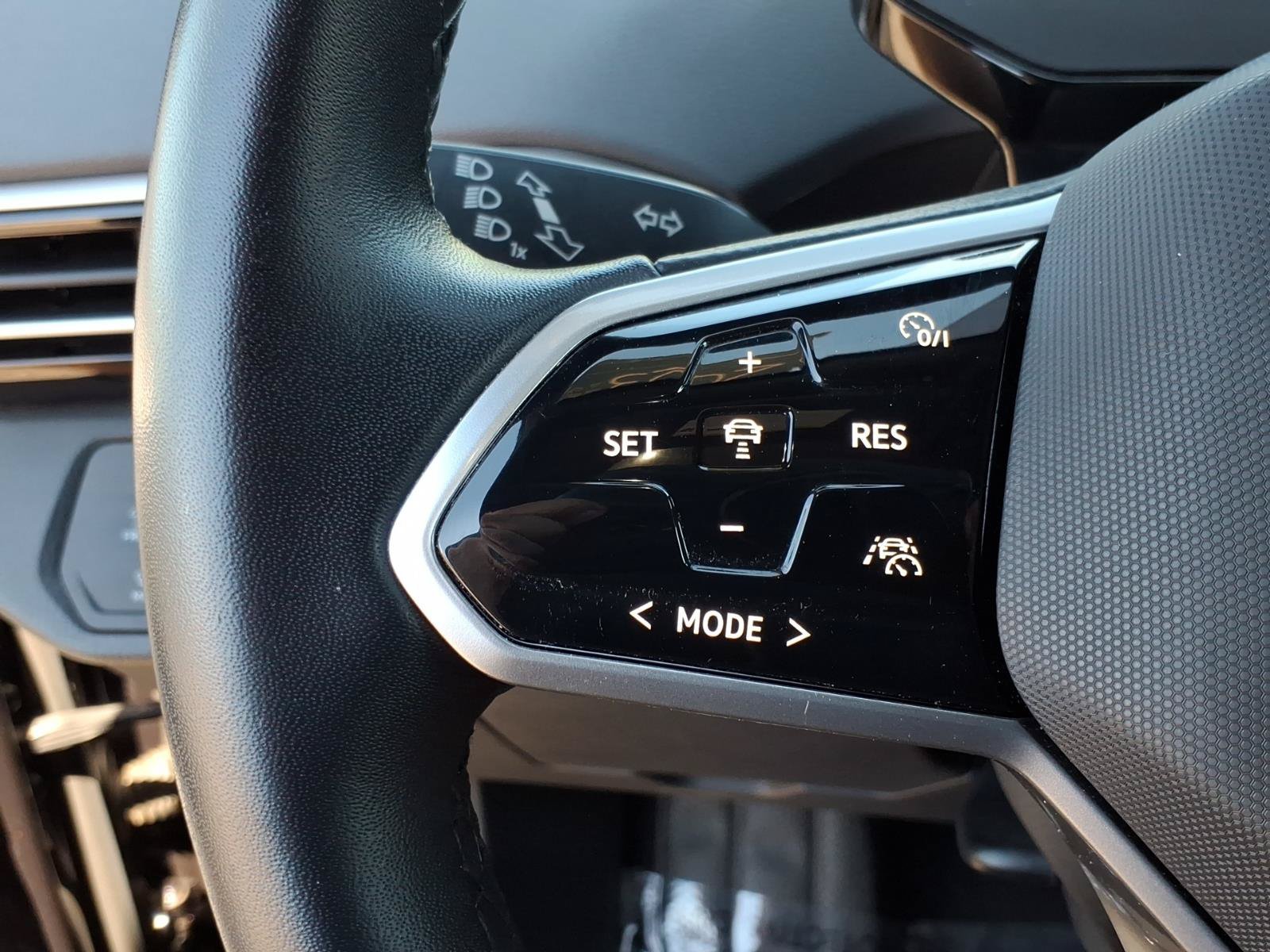 Certified 2023 Volkswagen ID.4 Pro S AWD/4WD image 32