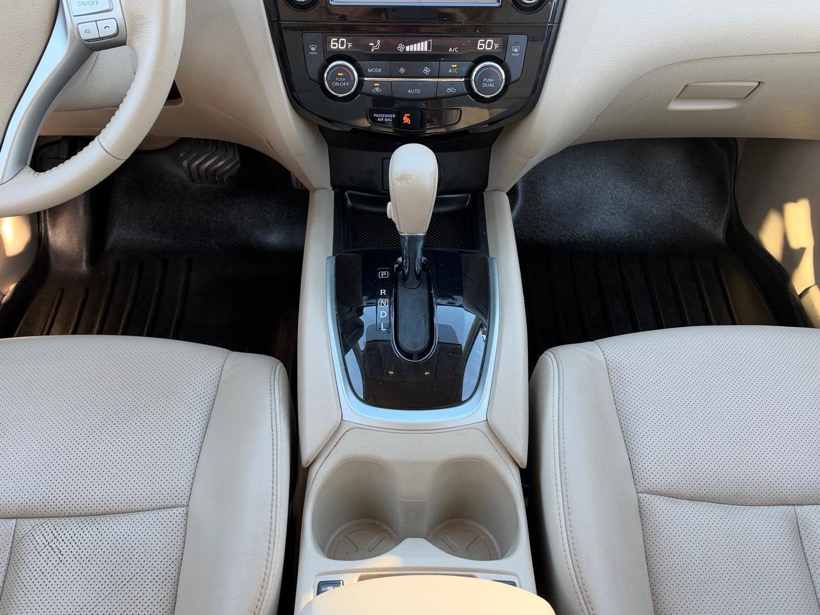 Used 2014 Nissan Rogue SL w/ SL Premium Package AWD/4WD image 12