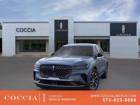 New 2026 Lincoln Nautilus Premier AWD/4WD image 2