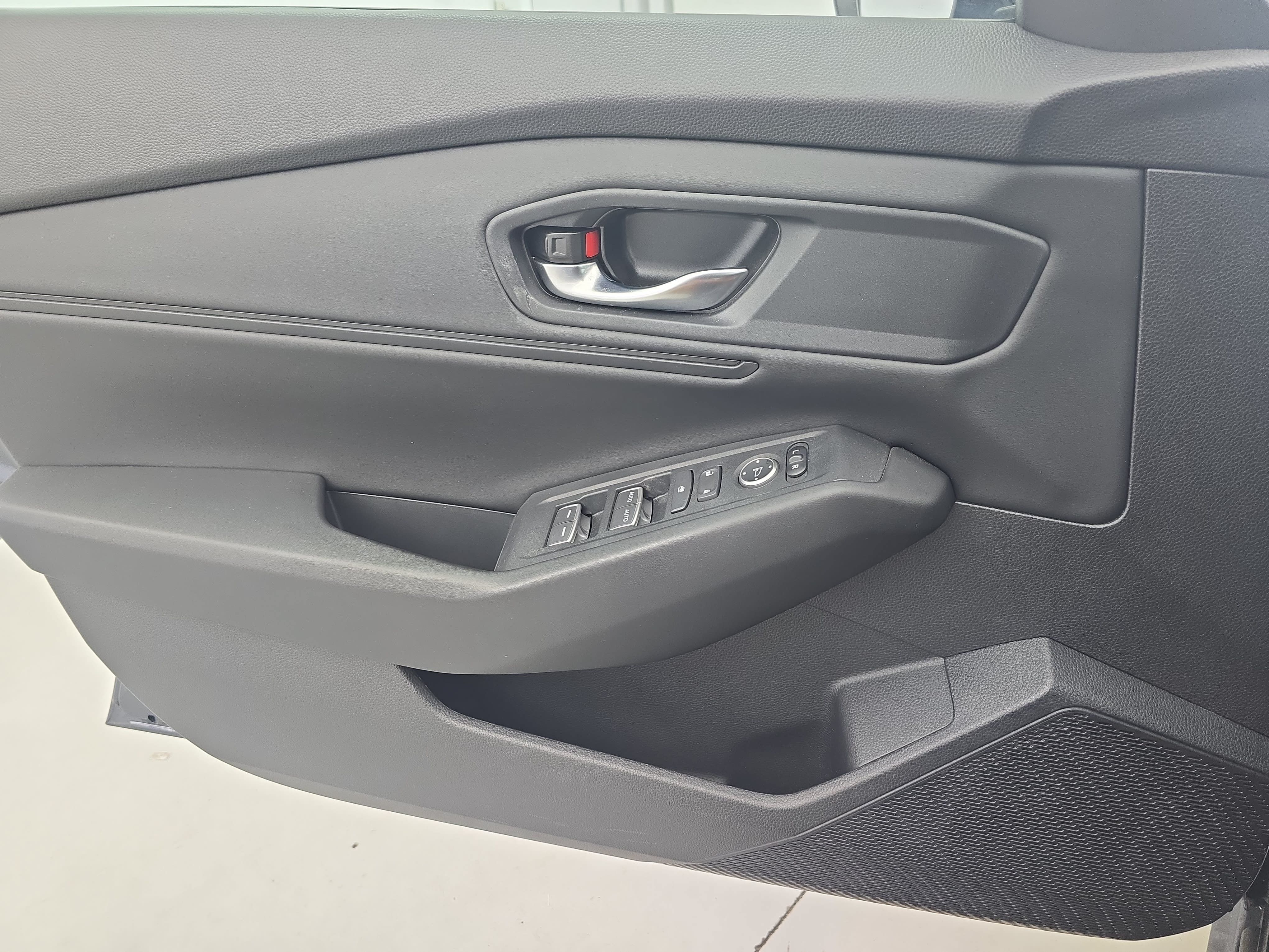 Certified 2024 Honda Accord EX image 24