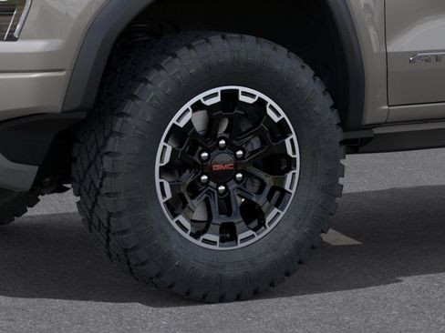 New 2026 GMC Canyon AT4 w/ Technology Plus Package AWD/4WD image 9