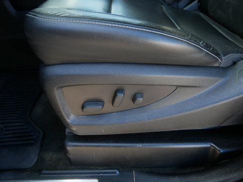 Used 2018 Chevrolet Silverado 3500 LTZ w/ Duramax Plus Package image 28