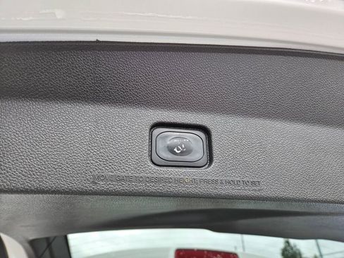 Used 2015 Ford Explorer Sport w/ Equipment Group 401A AWD/4WD image 11