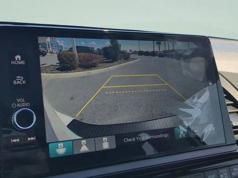 New 2026 Honda Odyssey Touring image 19