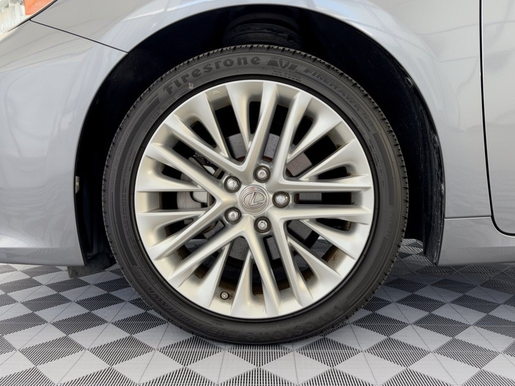 Used 2014 Lexus ES 350 w/ Luxury Package FWD image 13