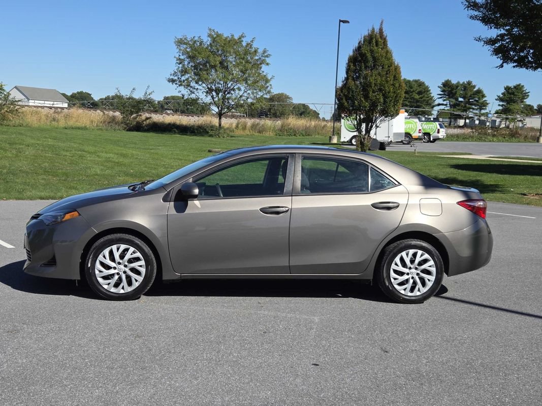 Used 2019 Toyota Corolla LE FWD image 5