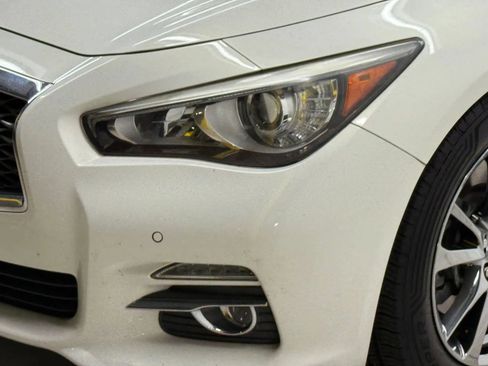 Used 2015 INFINITI Q50 Premium w/ Technology Package RWD image 4
