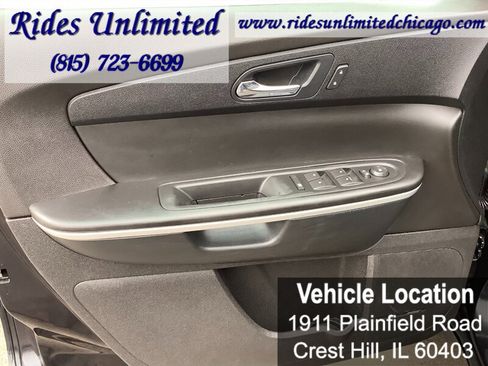 Used 2012 GMC Acadia SLT FWD image 11
