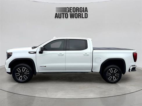 Used 2022 GMC Sierra 1500 AT4 w/ AT4 Preferred Package image 2