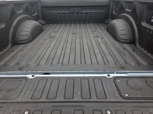 Used 2024 Ford F250 Lariat w/ Lariat Ultimate Package AWD/4WD image 21
