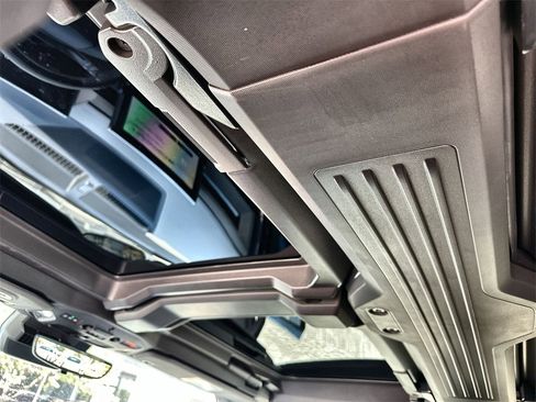 New 2026 GMC Hummer EV SUV image 19