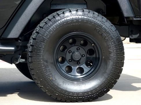 Used 2010 Jeep Wrangler Unlimited Sport image 39