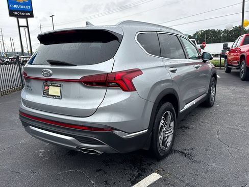 Used 2023 Hyundai Santa Fe SEL w/ Premium Package FWD image 6