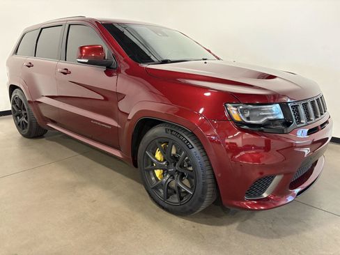 Used 2018 Jeep Grand Cherokee Trackhawk AWD/4WD image 1