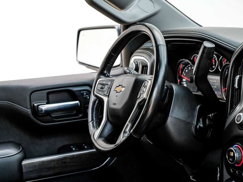 Used 2021 Chevrolet Silverado 1500 LTZ AWD/4WD image 16