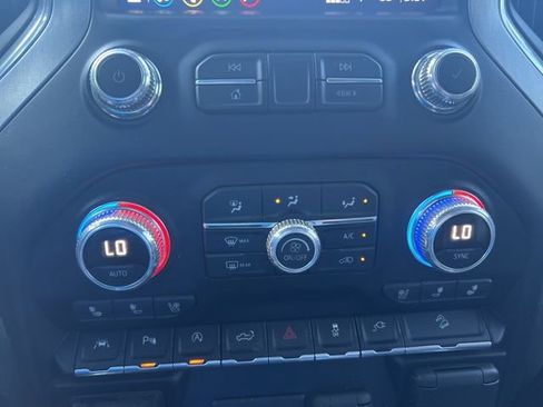 Used 2019 GMC Sierra 1500 SLT w/ SLT Premium Plus Package image 18