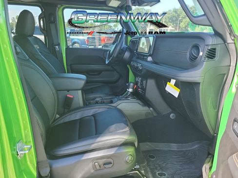 New 2025 Jeep Wrangler Unlimited Rubicon 392 image 12