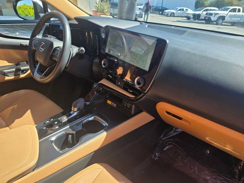 Used 2025 Lexus NX 350h AWD w/ Accessory Package (2T) image 11