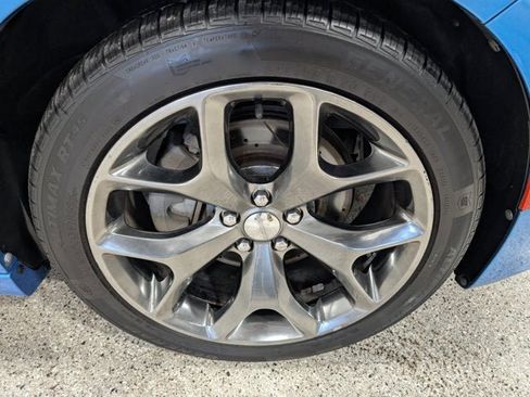 Used 2015 Dodge Charger R/T image 12