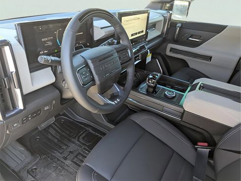New 2026 GMC Hummer EV 4x4 Crew Cab image 7