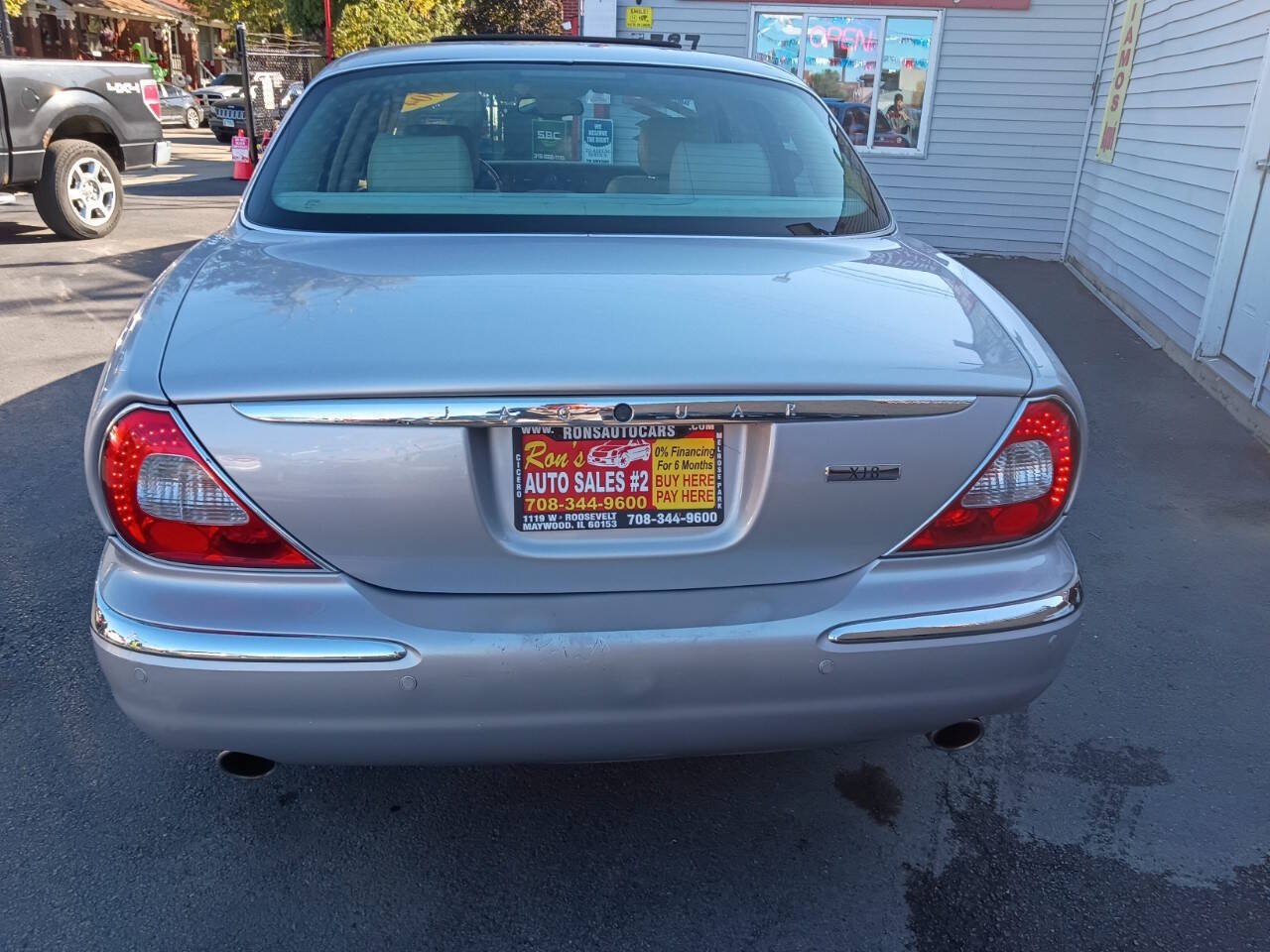 Used 2004 Jaguar XJ8 RWD image 5