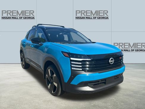 New 2026 Nissan Kicks SR FWD image 3
