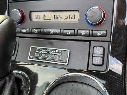 Used 2009 Chevrolet Corvette Convertible w/ Preferred Equipment Group RWD image 34