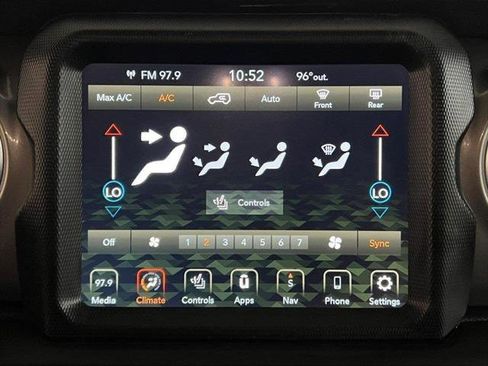 Certified 2022 Jeep Wrangler Unlimited Sahara w/ Cold Weather Group image 25