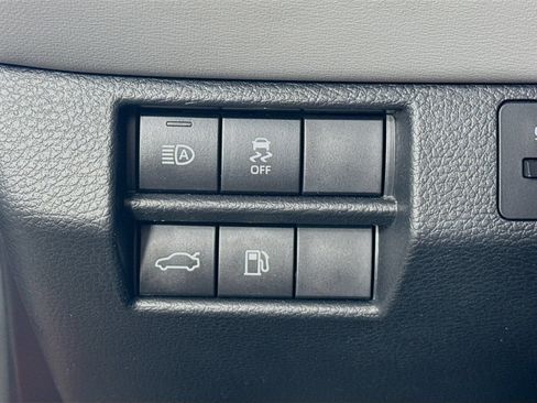 Used 2019 Toyota Avalon XSE w/ Carpet Mat Package FWD image 11