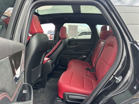 Used 2025 Lincoln Corsair Reserve w/ Jet Appearance Package image 24