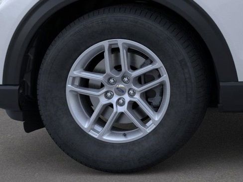 New 2026 Ford Explorer Active image 19