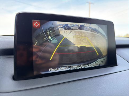 Used 2018 MAZDA CX-9 Touring w/ Touring Premium Package image 14