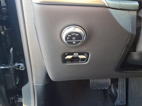 Certified 2026 Mercedes-Benz GLC 300 4MATIC image 17