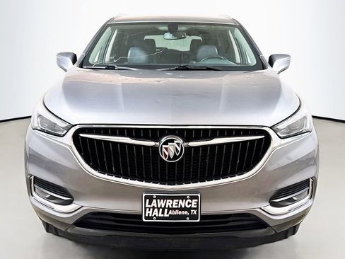 Used 2019 Buick Enclave Essence FWD image 2