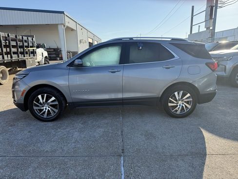 Used 2023 Chevrolet Equinox Premier image 9