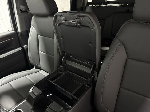 New 2026 GMC Sierra 2500 SLT AWD/4WD image 36