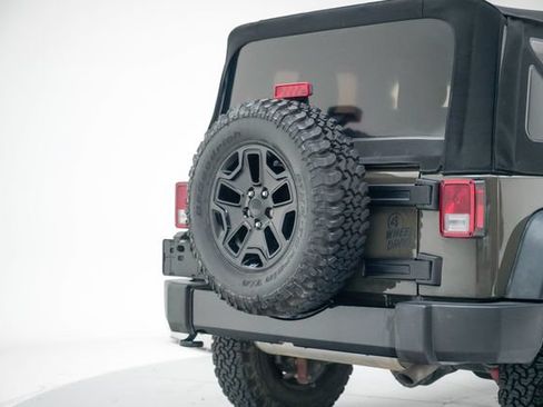 Used 2016 Jeep Wrangler Sport AWD/4WD image 23