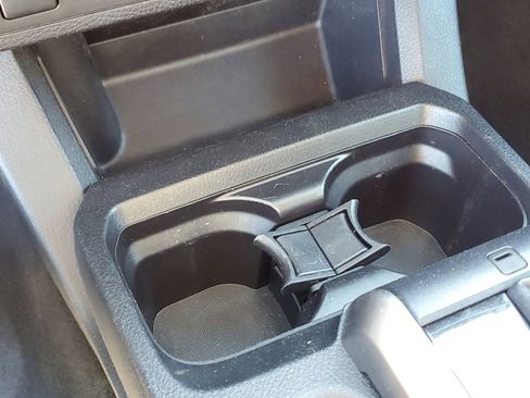 Used 2017 Toyota Tacoma SR5 image 26