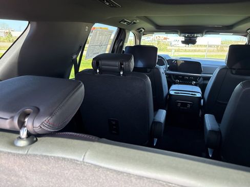 New 2026 Chevrolet Tahoe RST AWD/4WD image 13