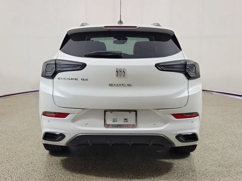 Used 2025 Buick Encore GX Avenir w/ Avenir Convenience Package FWD image 6