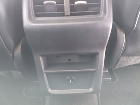 Used 2024 Ford Edge SEL image 20